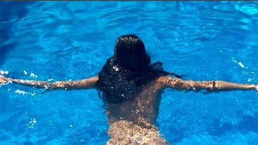 Adabel Guerrero nadó desnuda y prendió fuego las redes sociales