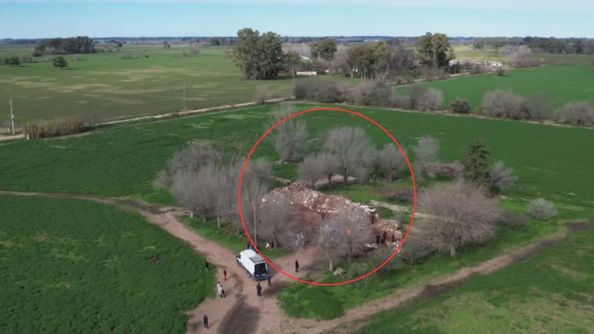 La casa antigua que estaba sobre el predio del campo Renacer fue demolida tras el crimen y se cree que ah&iacute; lo mataron. &nbsp;