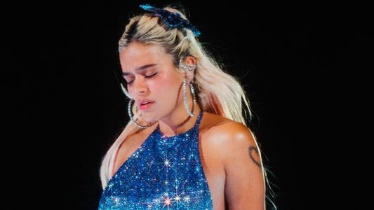 El video del dramático aterrizaje de emergencia de Karol G