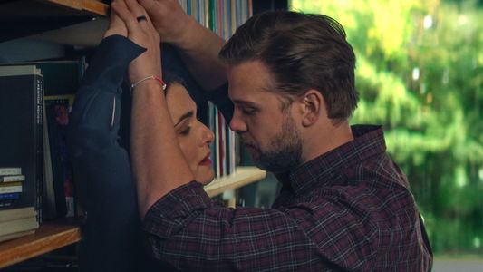 Furor en Netflix por el estreno de una nueva serie que combina romance, erotismo y obesesión