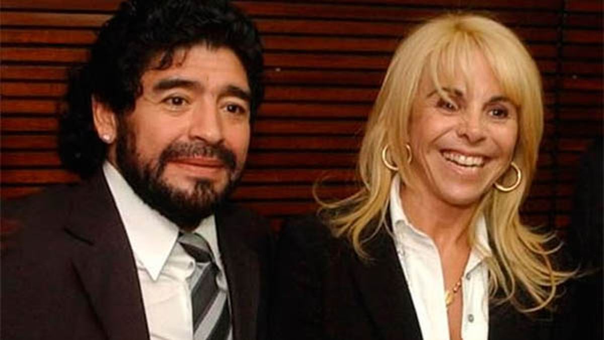 Otros tiempos. Diego y Claudia hoy mantienen una dura disputa.