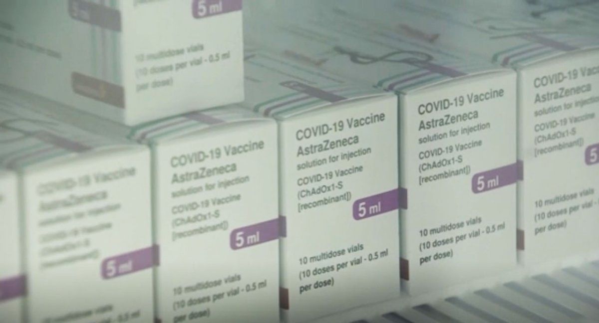 Europa vuelve a utilizar la vacuna de AstraZeneca (Foto: AP).