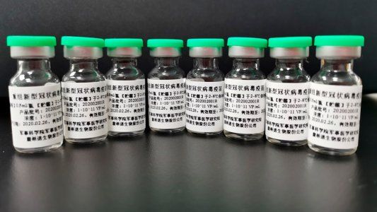 El ministerio de Salud autorizó el uso de emergencia de la vacuna de Cansino