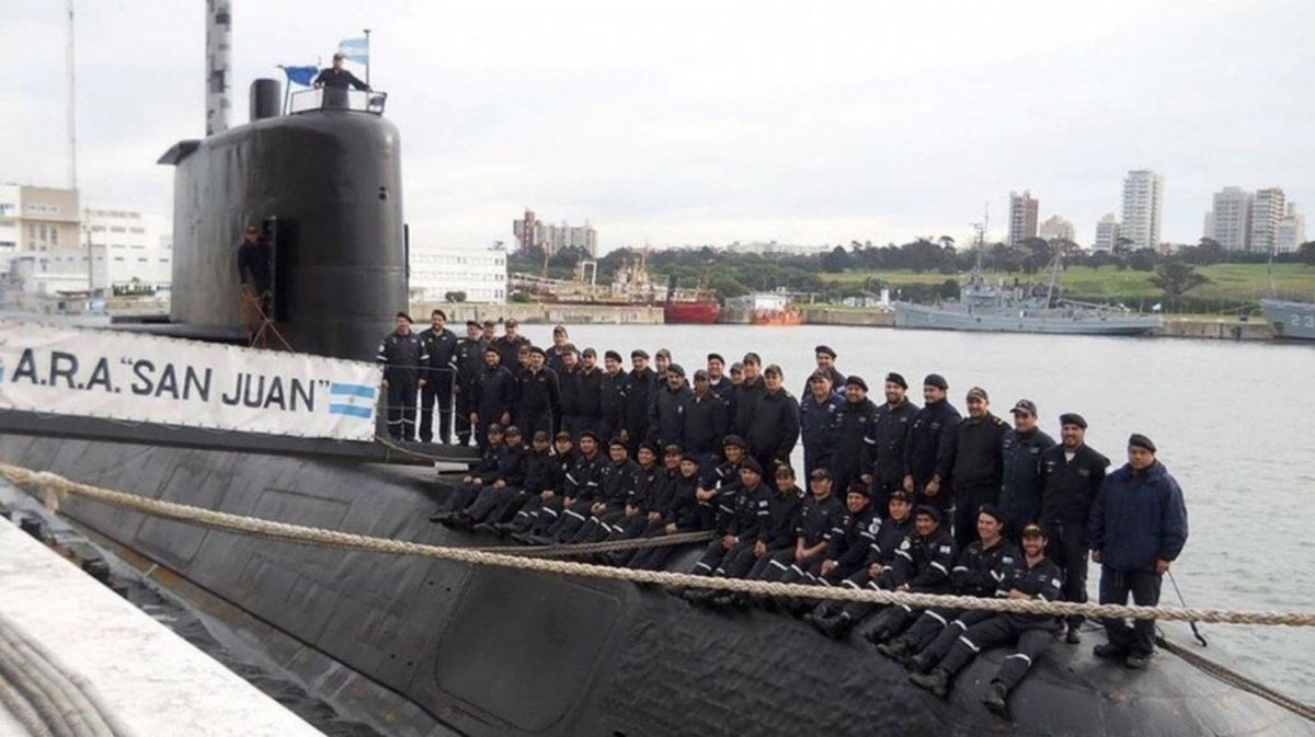 Ordenan investigar la responsabilidad de Macri, Aguad y el ex jefe de la Armada por el Hundimiento del ARA San Juan