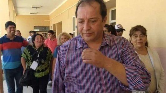 Escándalo: el intendente que maltrató a una enfermera ahora violó la cuarentena para pescar
