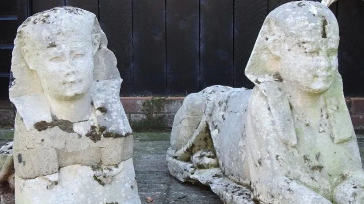 Las esfinges fueron vendidas por un valor 500 veces superior al pagado por la familia.