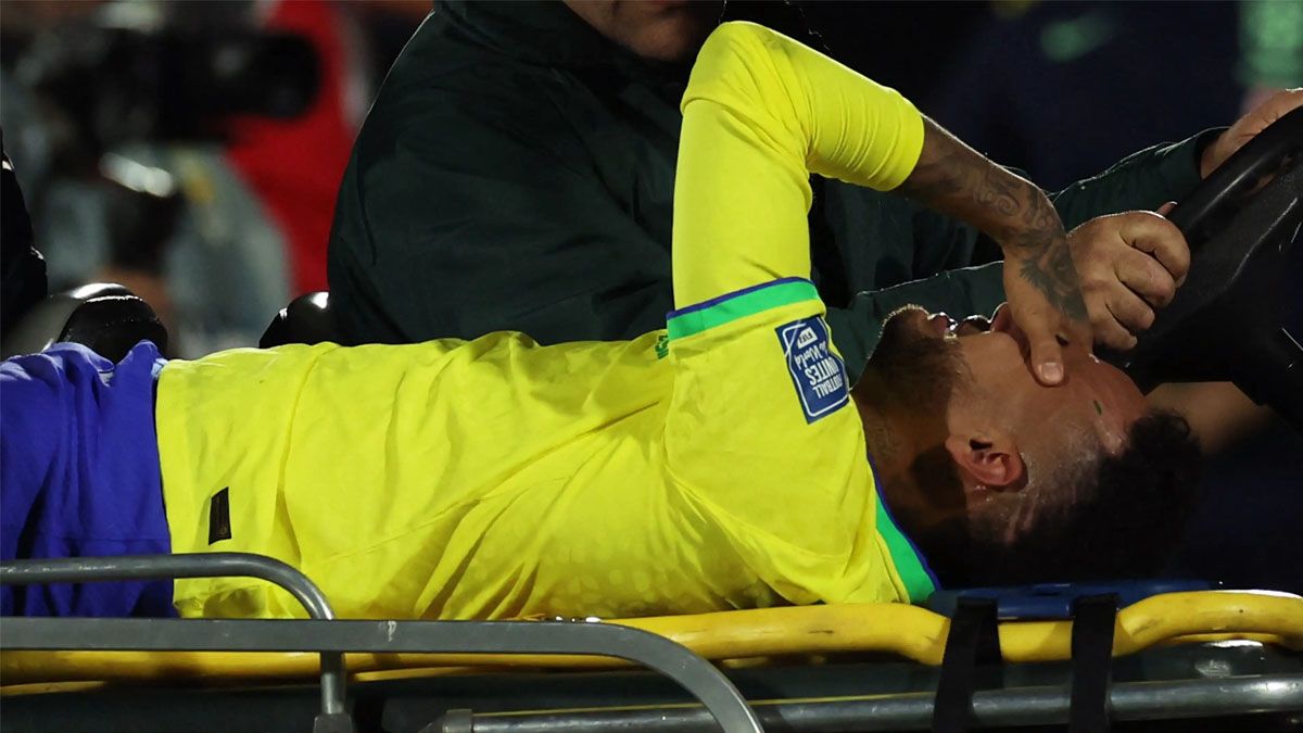 El desgarrador llanto de Neymar tras fracasar otra vez con Brasil