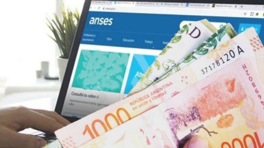 ANSES paga un extra de $90.000 para AUH y SUAF: cómo cobrarlo