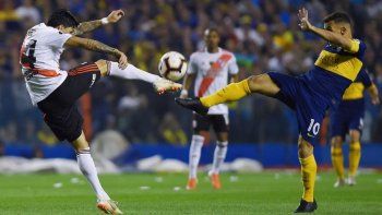 Superliga: cuándo, dónde y a qué hora se definirá el torneo que pelean mano a mano River y Boca