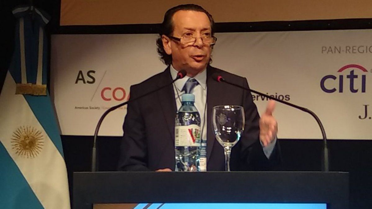 Con el dólar cerca de los $40, Sica sostuvo que “daría la sensación que el tipo de cambio ya está cerca del equilibrio”