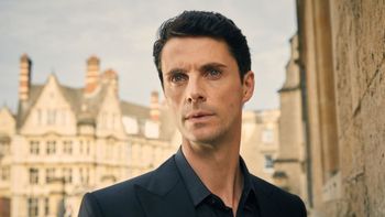 Netflix causa furor con el estreno de la serie más esperada del año y tiene 9 episodios.