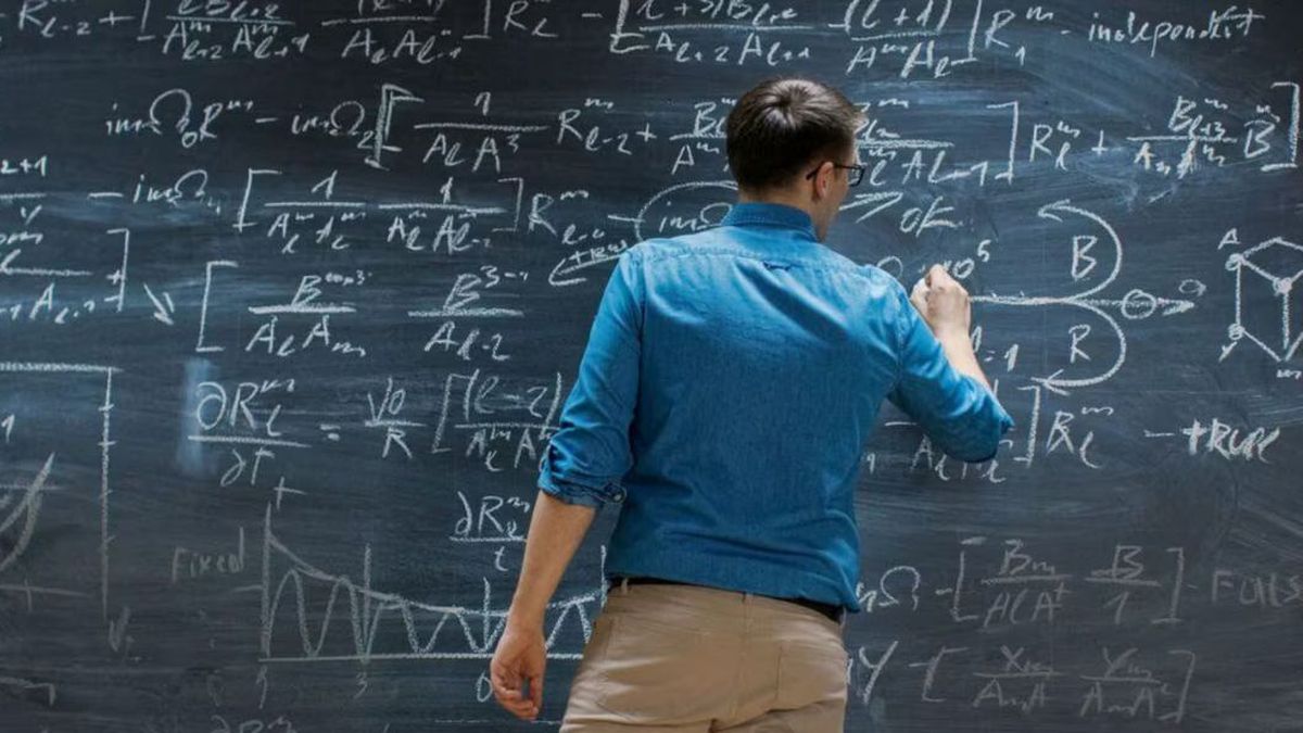 Desafío matemático para resolver en menos de 10 segundos:&nbsp; 5 × 5 ÷ 25 + (5 + 5)