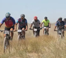 Arrojada por su mamá a la ruta: La dejó abandonada y se fue corriendo, el drama del ciclista que rescató a la nena de 2 años