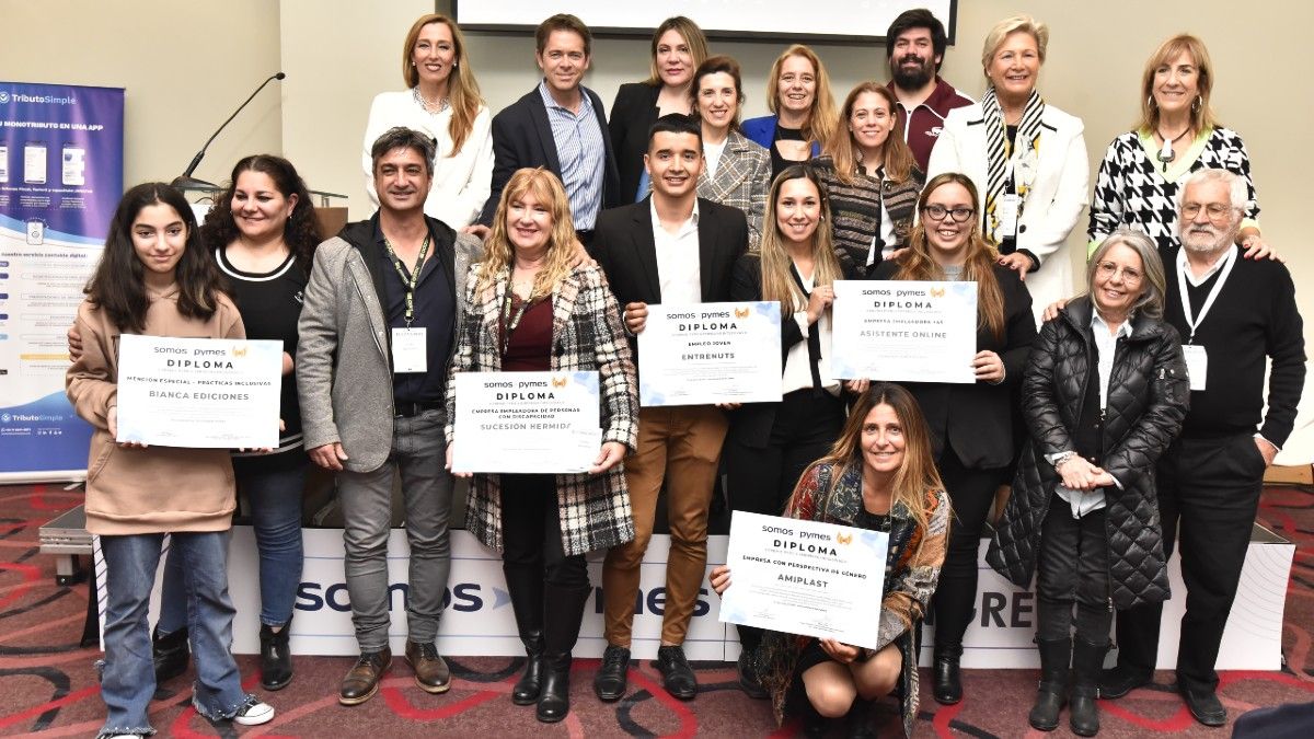 Jurados y ganadores del premio Pymes Inclusivas 2023.