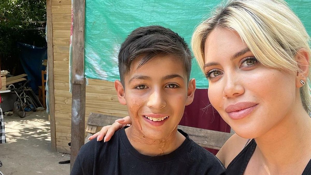 Tras haber sido acusada de engaño, Wanda Nara cumplió, se sacó fotos y lució un jogging roto&nbsp;