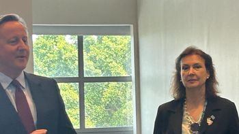 Diana Mondino se reunió con David Cameron en Brasil: Poniendo las cosas en su lugar