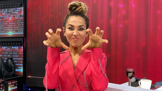 Acusan a Jimena Barón de no ponerse la camiseta de ShowMatch