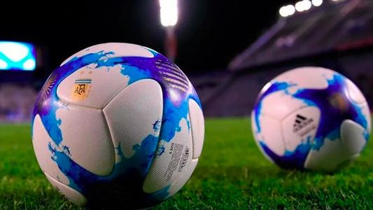 Casi 100 futbolistas de la Liga Profesional están contagiados de Covid-19 al comienzo de la pretemporada