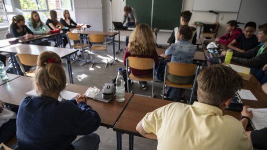 Los alumnos del último año del primario y del secundario deberán rendir en marzo para pasar de curso