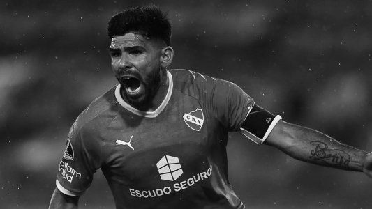 Escándalo en Independiente: Silvio Romero y otro futbolistas se juntaron a comer un asado y dieron positivo de COVID-19