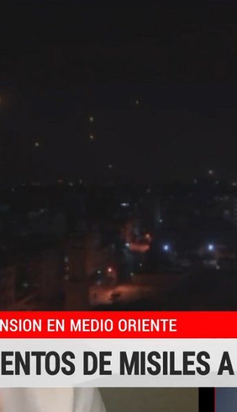 Israel: un periodista debió abandonar un móvil por un nuevo bombardeo