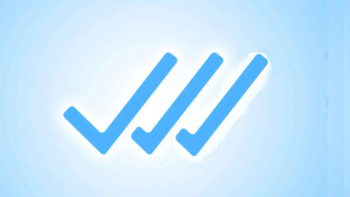 Qu&eacute; significa el tercer tilde azul en WhatsApp