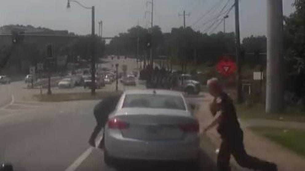 Dramática persecución de la policía a un conductor que se dio a la fuga