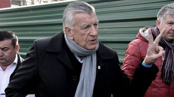 Internaron a José Luis Gioja por una trombosis en su pierna izquierda