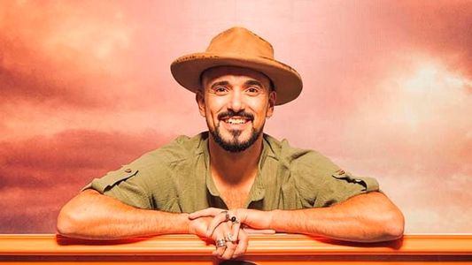 Abel Pintos recibió un nuevo galardón por superar las 1.5 billones de reproducciones en Youtube