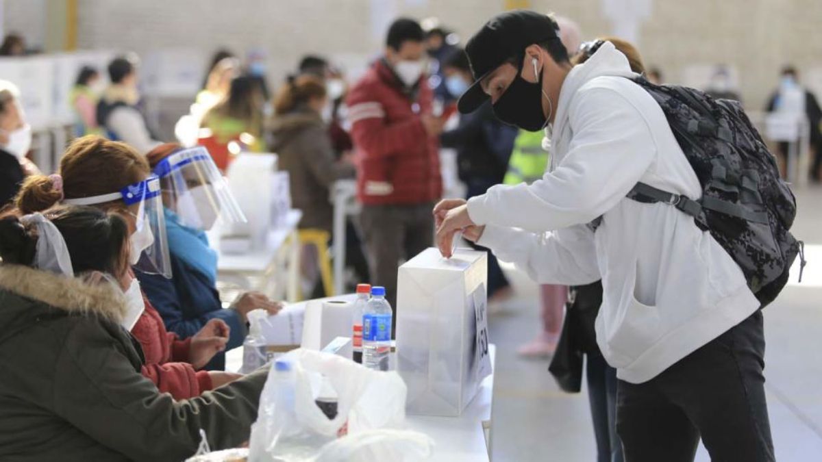 El voto joven, el objetivo de los principales candidatos que se presentarán en las PASO (Foto: Telam).