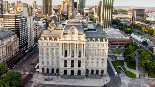 El Gobierno anunció que cambiará el nombre al Centro Cultural Kirchner