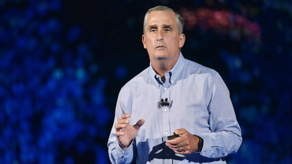 El CEO de Intel renunció luego de que la empresa descubriera que tenía una relación con una empleada