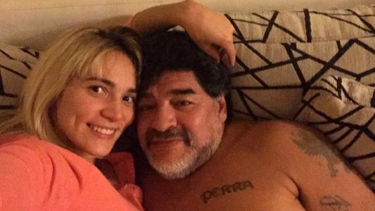 Diego Maradona y Rocío Oliva: noche romántica en Italia