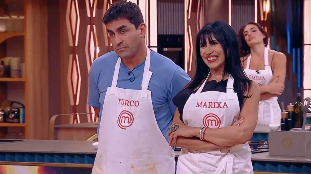 Paso en falso y afuera: un participante de MasterChef Celebrity quedó eliminado de la competencia