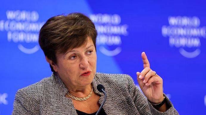 El FMI anticipó una caída del PBI del 3,5% y una inflación de 140% para este 2024