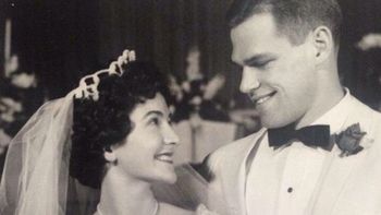 Encontraron al doble de Matt Damon en una foto de 1961