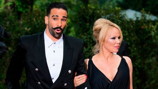Adil Rami, el jugador francés que trató a la Scaloneta de agresivos, fue denunciado por Pamela Anderson por violencia de género