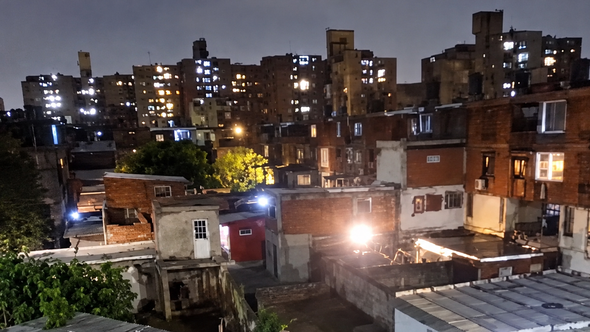 Investigan si el episodio est&aacute; relacionado con una guerra entre bandas. (Foto: captura, mejorada con IA)