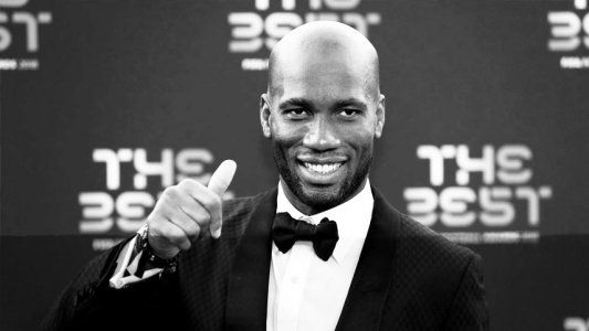 La emotiva carta de Drogba para Maradona: El día que te conocí fue el mejor de mi carrera