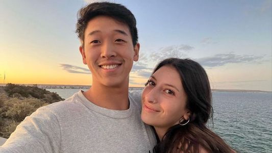 ¡Confirmado! Martín Ku y su novia están esperando su primer bebé