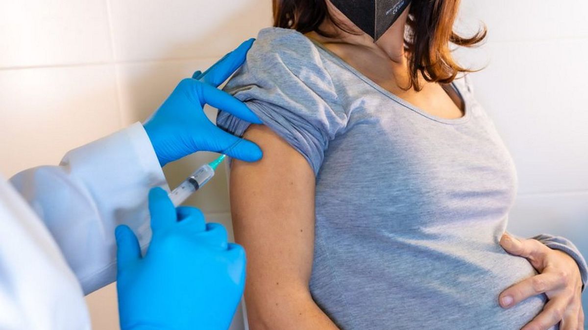 Vacunación contra la gripe: la provincia de Buenos Aires comenzará a vacunar a embarazadas y niños.