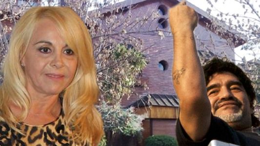 Claudia Villafañe quiere vender la histórica casa de Diego Maradona