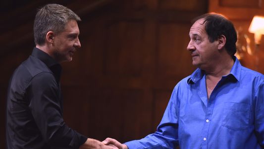 Adrián Suar y Julio Chávez siguen liderando la taquilla teatral porteña