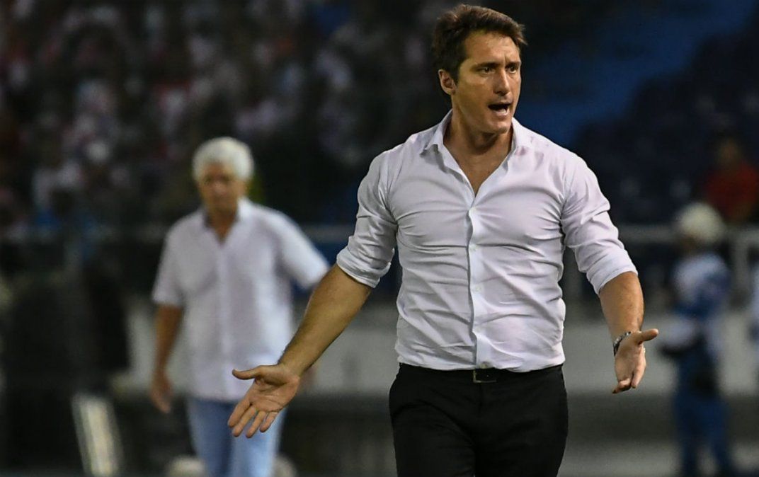 “Boca presionó al árbitro en el entretiempo”, la dura acusación del técnico de Junior tras el partido por Copa Libertadores