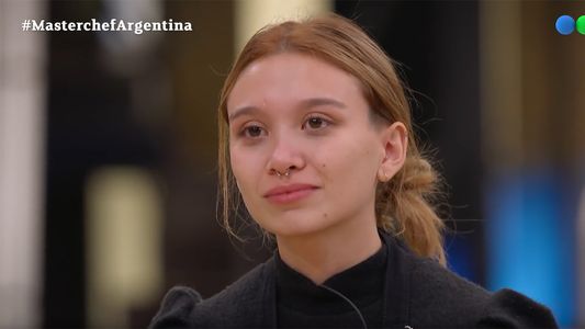 El llanto de Delfina Gayoso, la sexta eliminada de MasterChef: Voy a seguir...