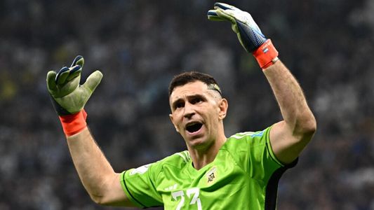 El gesto de Dibu Martínez a beneficio del Hospital Garrahan