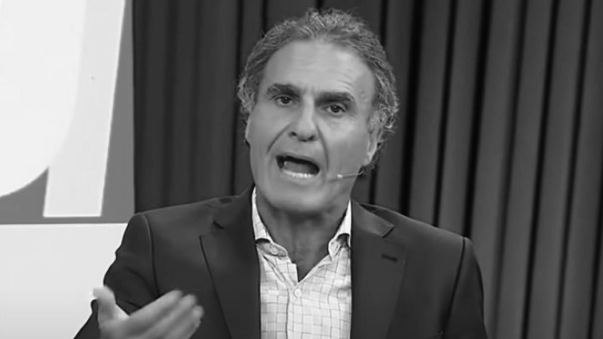 Ruggeri atacó a Riquelme.