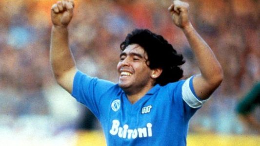 Napoli usará una camiseta con la imagen de Diego Maradona por el aniversario de su muerte