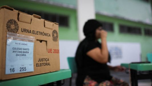 Elecciones en Brasil: la extensión del horario llegó tarde y votantes hallaron colegios cerrados