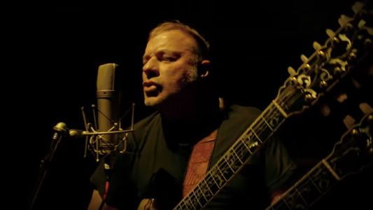 Llegó la hora y Parece un caso perdido, lo nuevo de La Renga